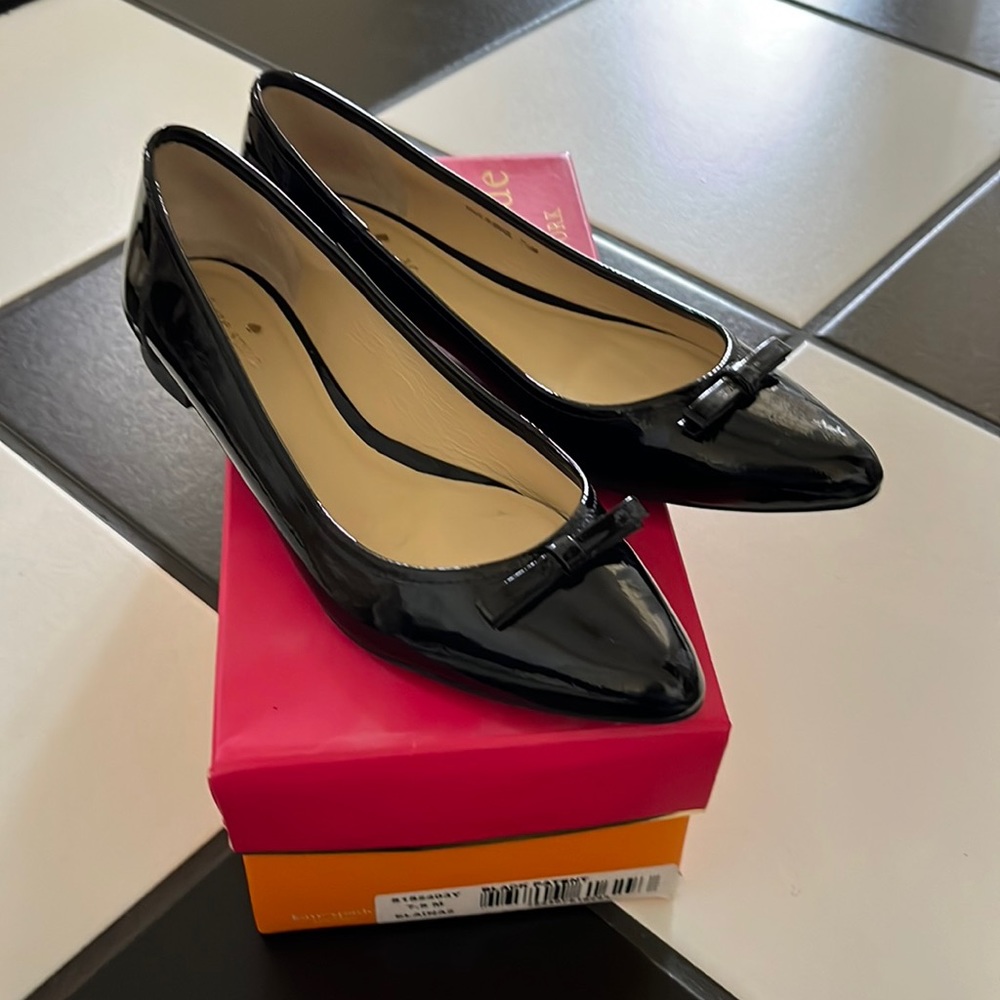 Kate Spade Elaina patent leather flats